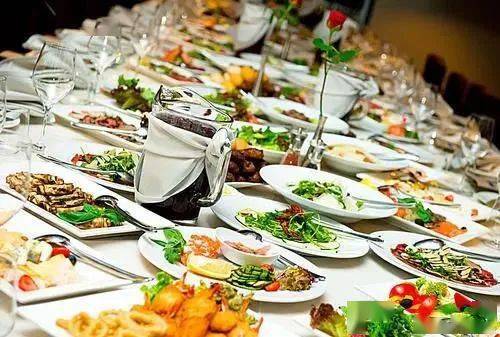 餐飲服務(wù)的56個(gè)細(xì)節(jié)，讓顧客主動(dòng)帶上朋友再來